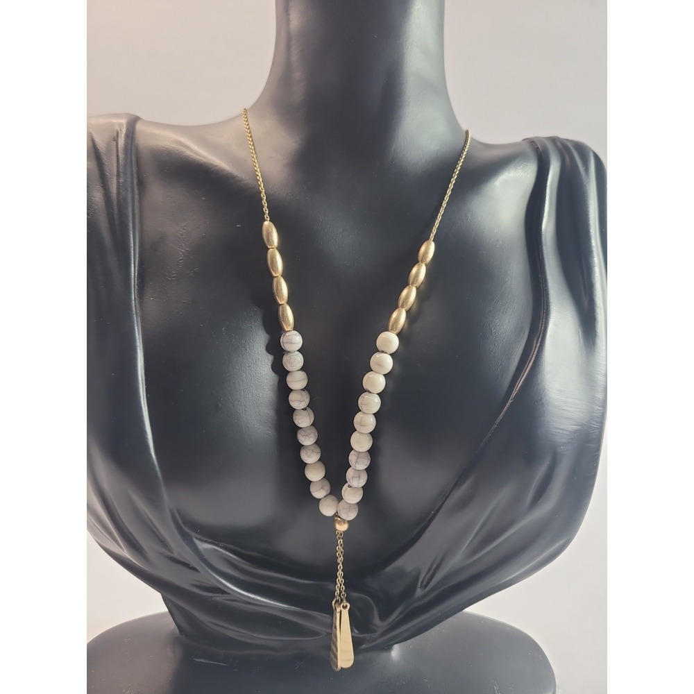 White Marbled Bead Lariat Necklace Gold Tone Hammered Drop Y Necklace Boho Fashi